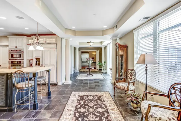 $1,399,000 | 1070 Grandview Court Northeast, Unit 405, Columbia Heights, MN 55421