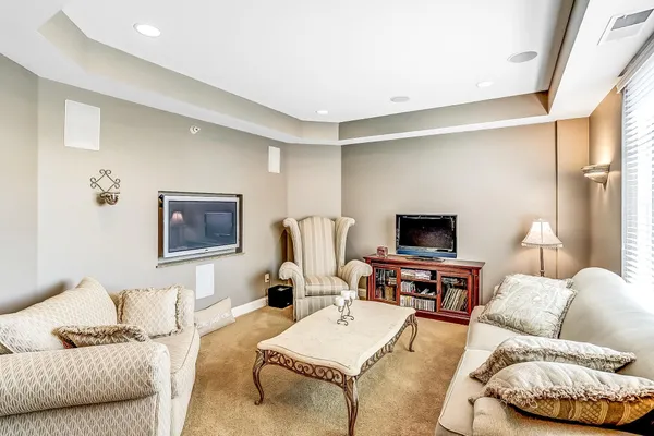 $1,399,000 | 1070 Grandview Court Northeast, Unit 405, Columbia Heights, MN 55421