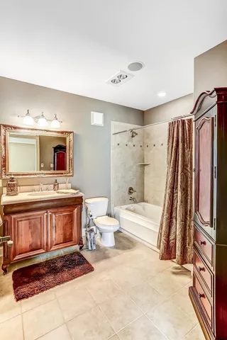 $1,399,000 | 1070 Grandview Court Northeast, Unit 405, Columbia Heights, MN 55421