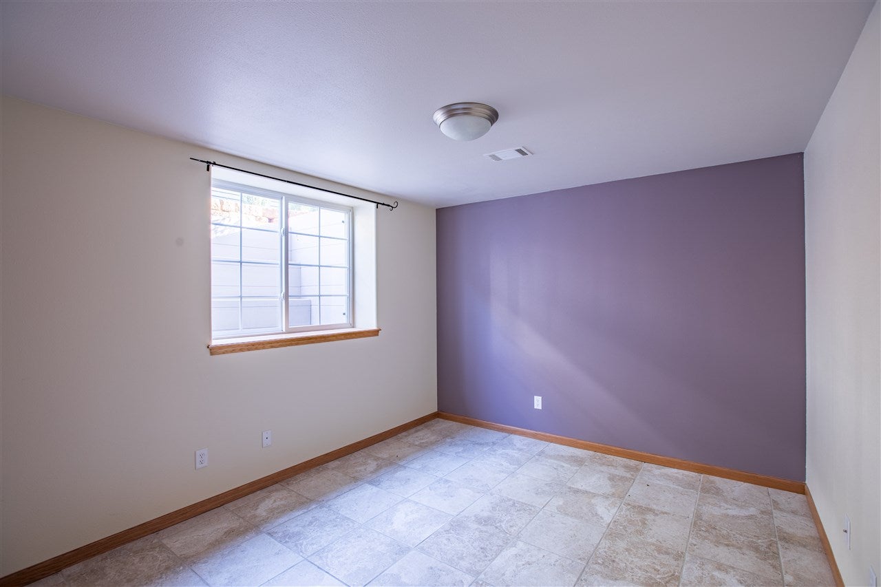 3402 Baton Rouge Road Muscatine, IA 52761 - Photo 27 of 33 Gallery Image 27