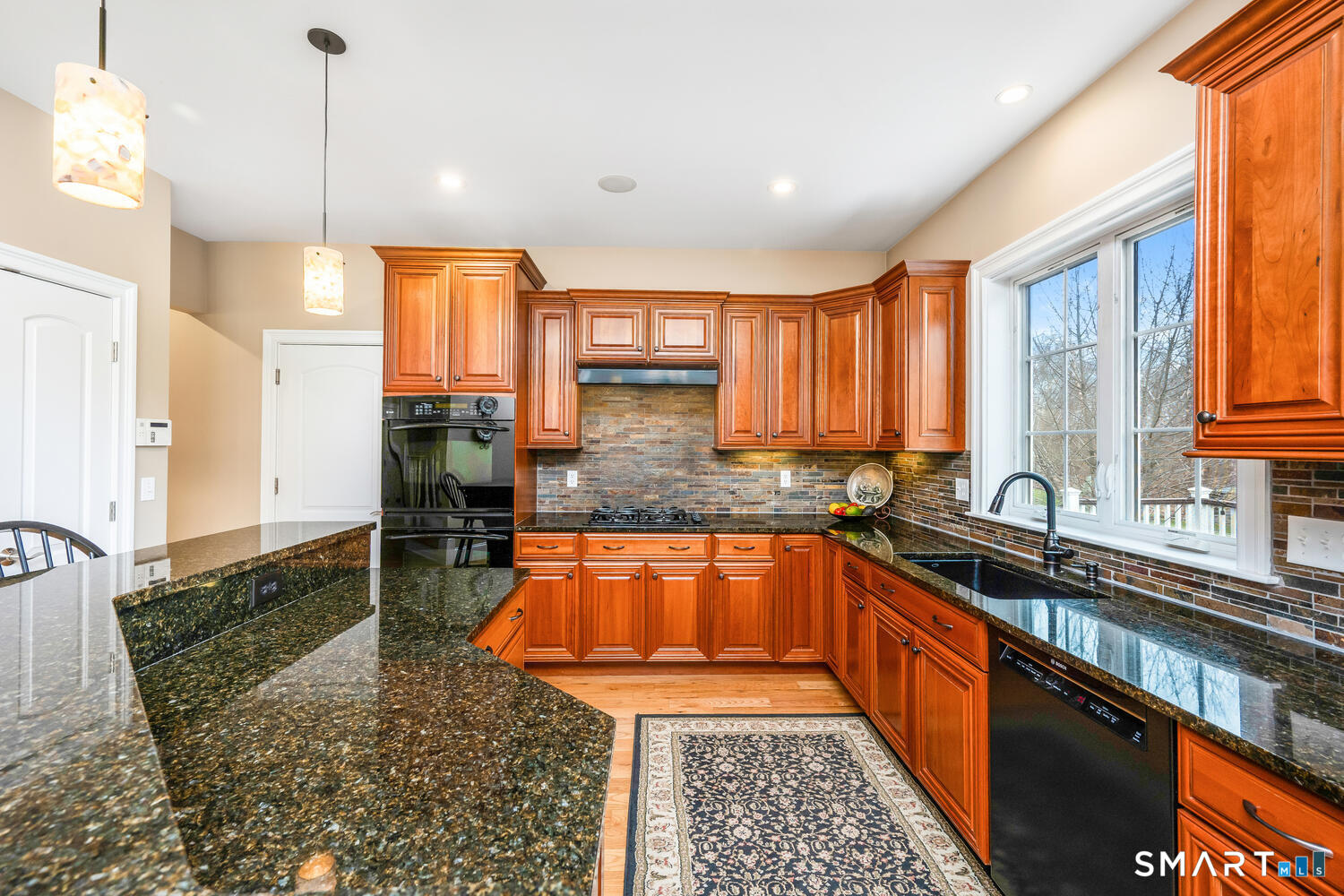 95 Pinto Lane Monroe, CT 06468 - Photo 13 of 40