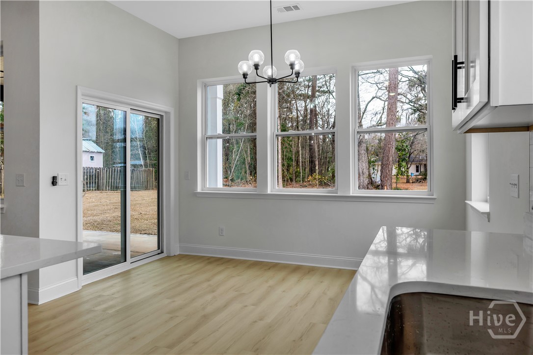 1105 Woodland Drive Pooler, GA 31322 - Photo 16 of 48 Dining area