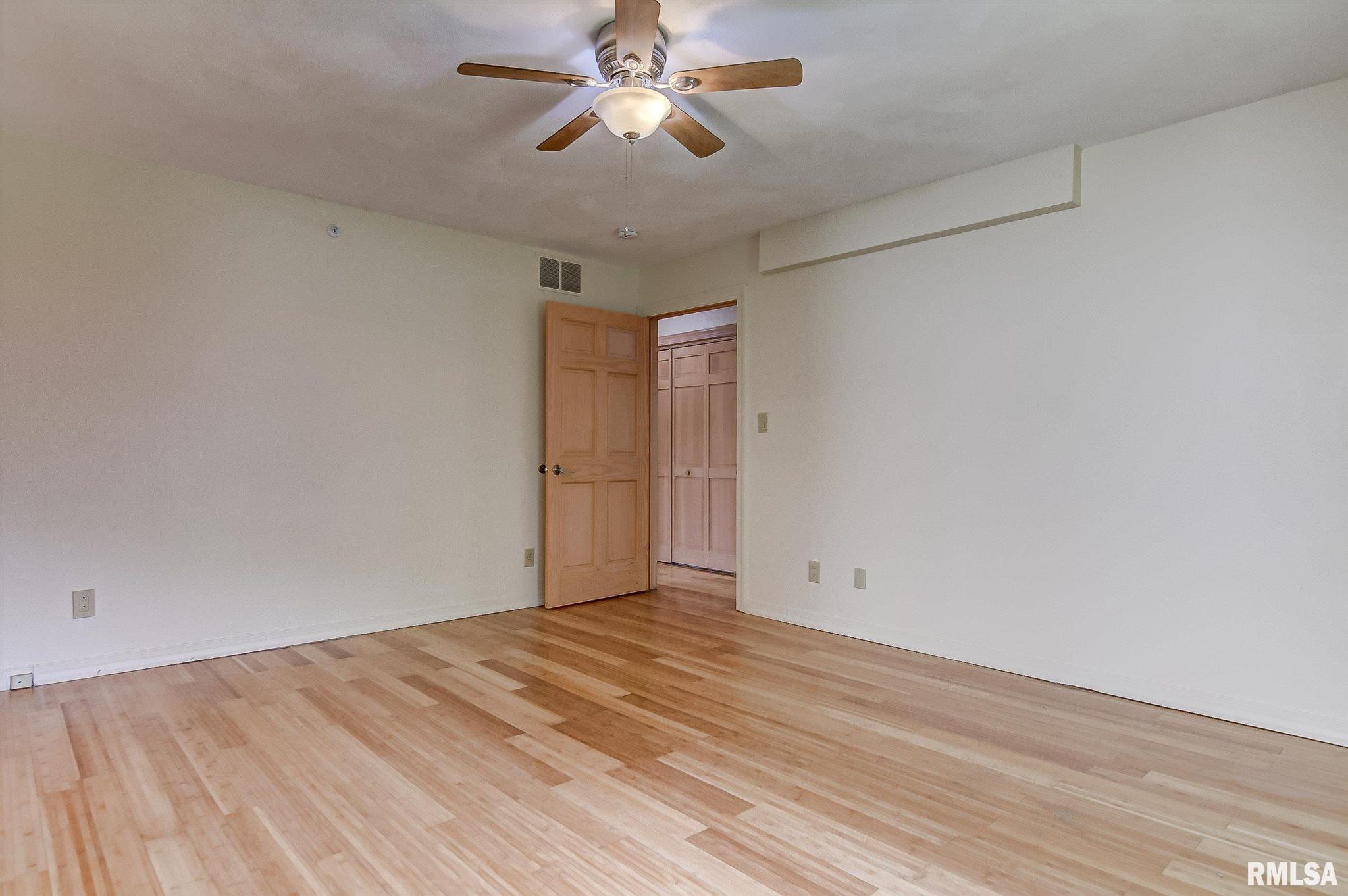 4073 Mill Stone Drive Springfield, IL 62711 - Photo 16 of 39