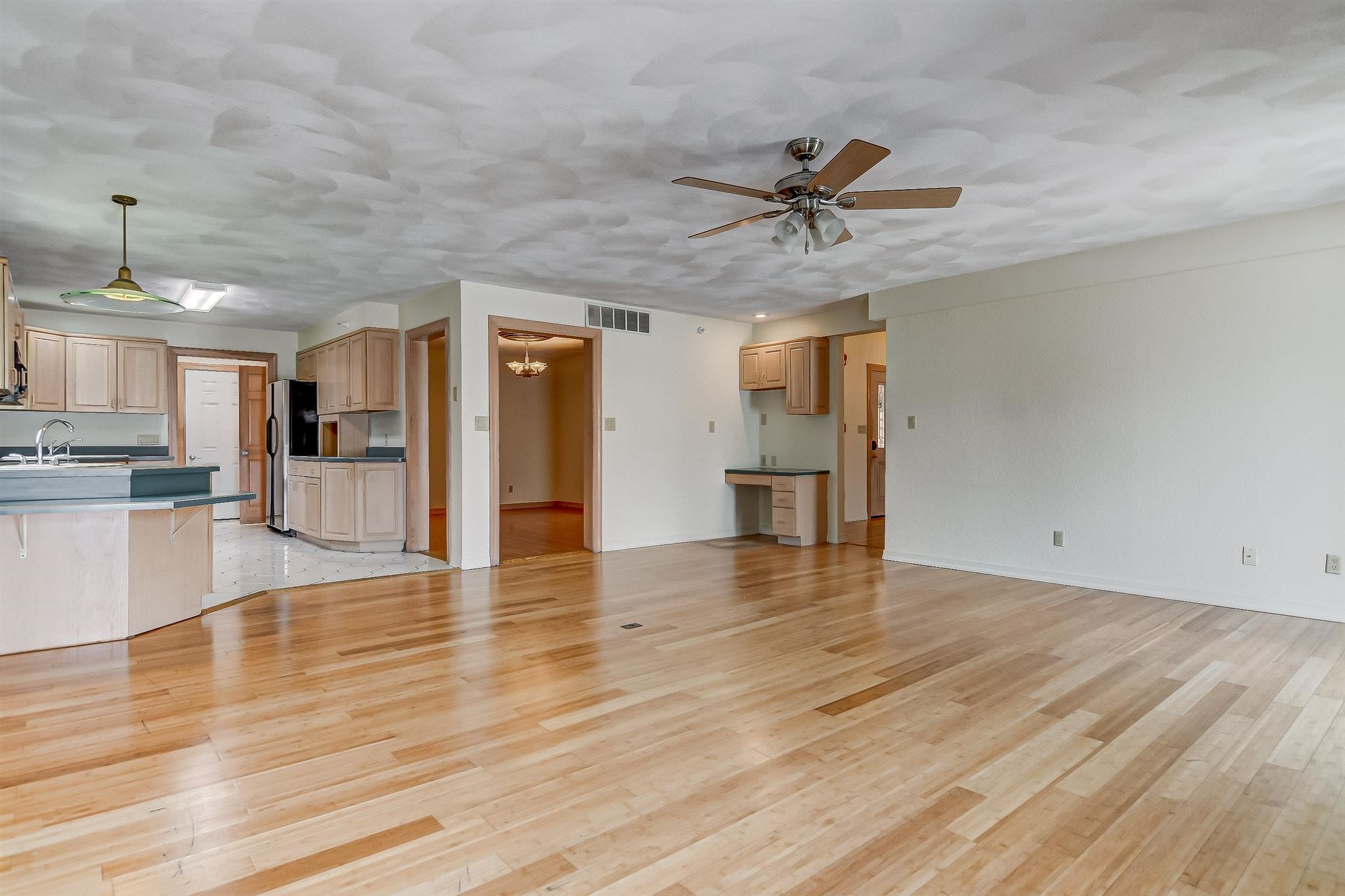 4073 Mill Stone Drive Springfield, IL 62711 - Photo 7 of 39
