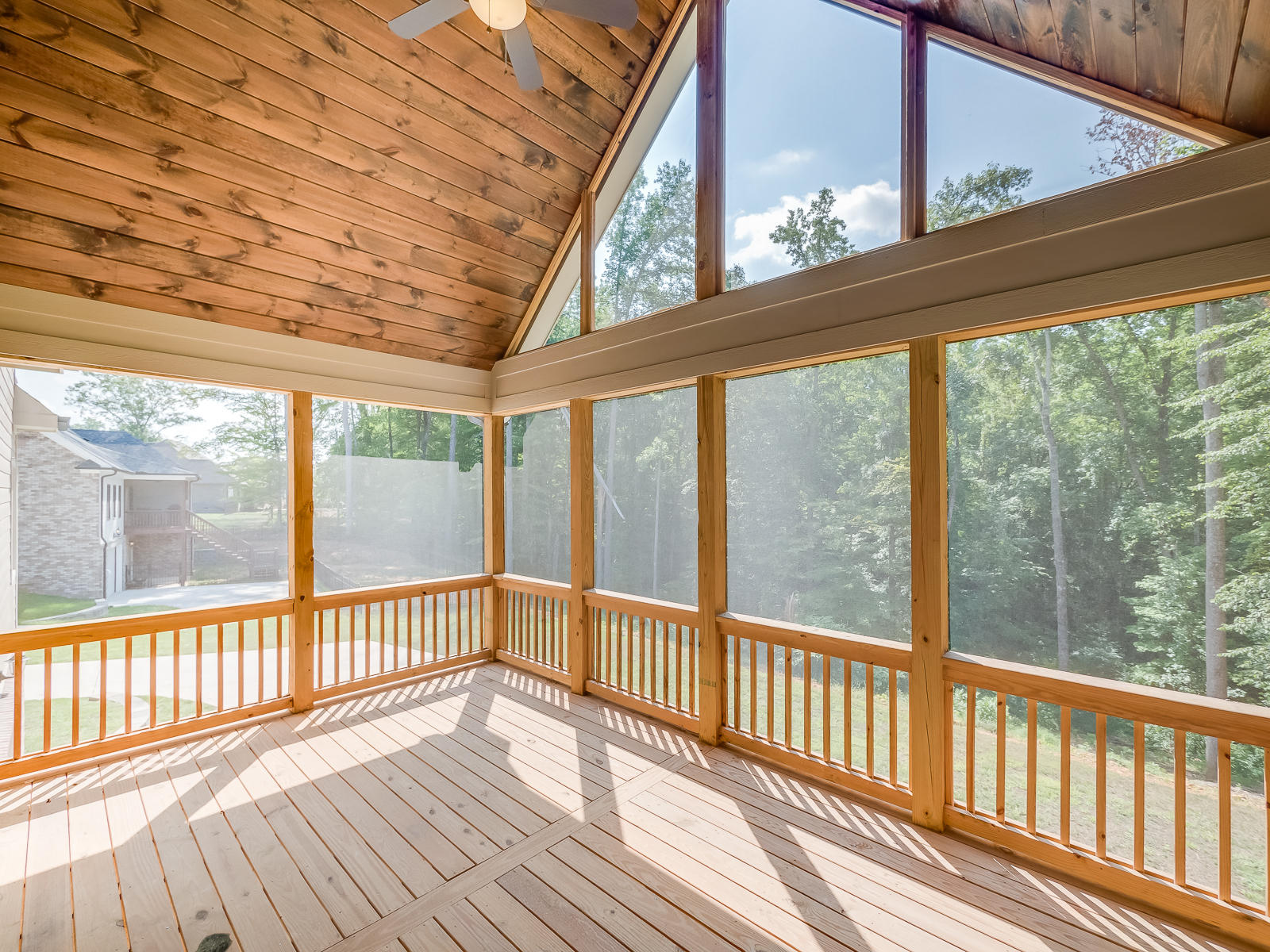 6365 Deep Canyon Road Hixson, TN 37343 - Photo 13 of 41 6365_DeepCanyonRd-38