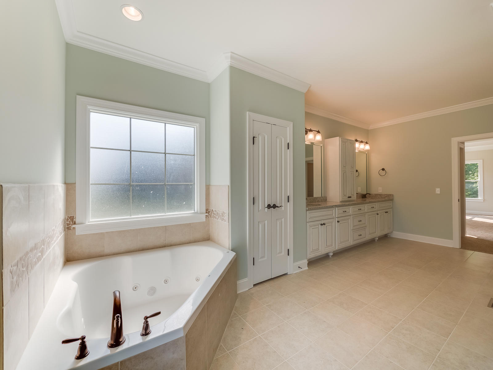 6365 Deep Canyon Road Hixson, TN 37343 - Photo 18 of 41 6365_DeepCanyonRd-20
