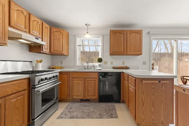 $350,000 | 55 Littleton Road, Unit 8B, Ayer, MA 01432