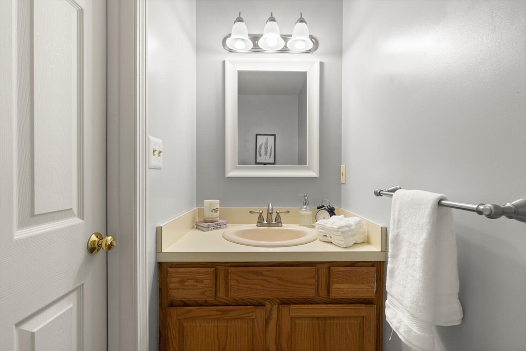 55 Littleton Road, Unit 8B Ayer, MA 01432 - Photo 15 of 27