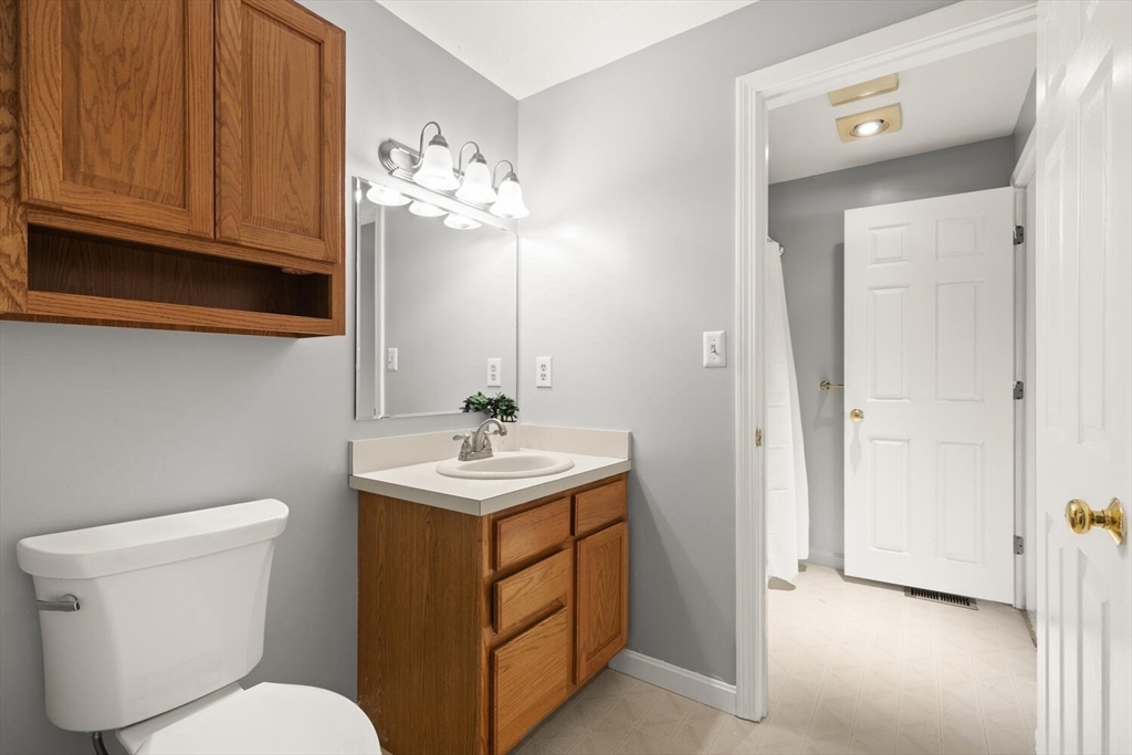 55 Littleton Road, Unit 8B Ayer, MA 01432 - Photo 20 of 27