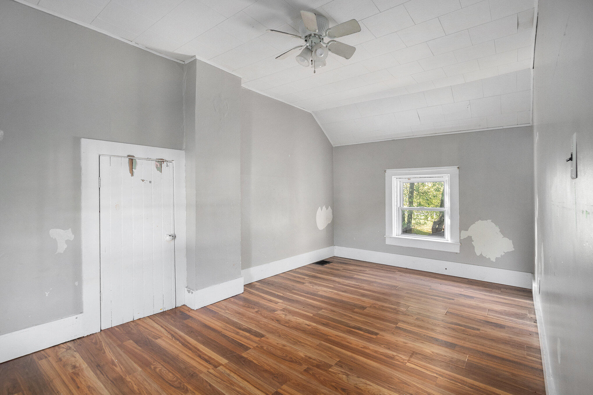 110 North Disbrow Street Cassopolis, MI 49031 - Photo 19 of 24 img_0187_286