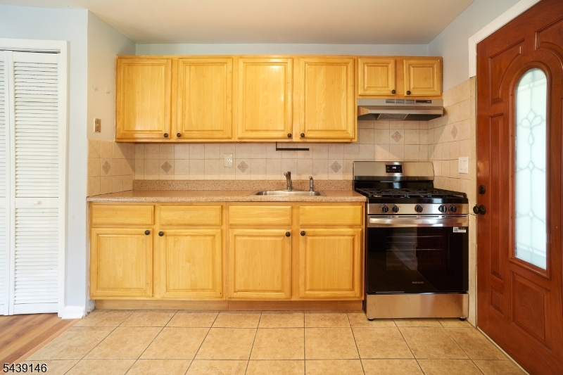 75 3rd Street South Orange, NJ 07079 - Photo 9 of 28