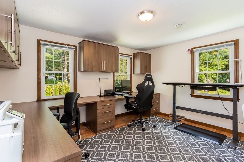 22 Northfield Road Longmeadow, MA 01106 - Photo 17 of 42 Gallery Image 17