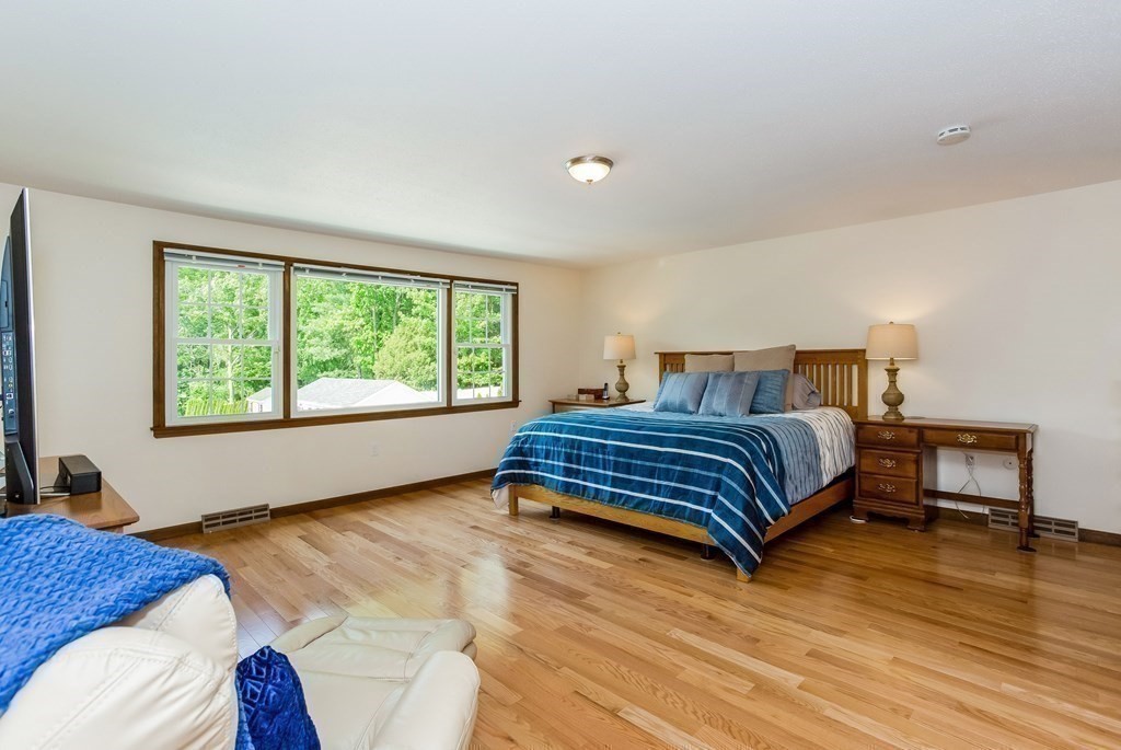 22 Northfield Road Longmeadow, MA 01106 - Photo 26 of 42 Gallery Image 26