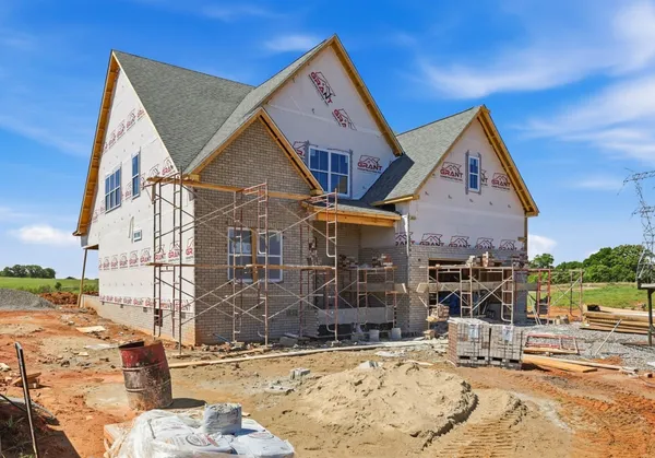 $569,900 | 210 Low Plns Lane, Clarksville, TN 37043