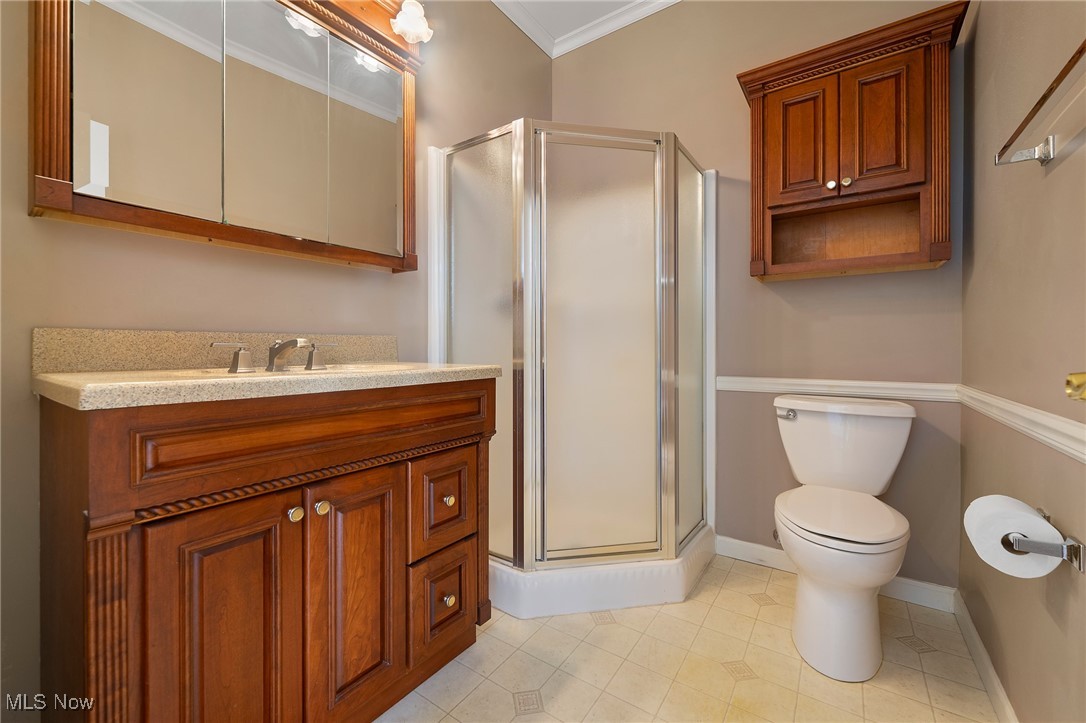 5645 Clingan Road, Unit 5D Struthers, OH 44471 - Photo 20 of 30 bathroom 3