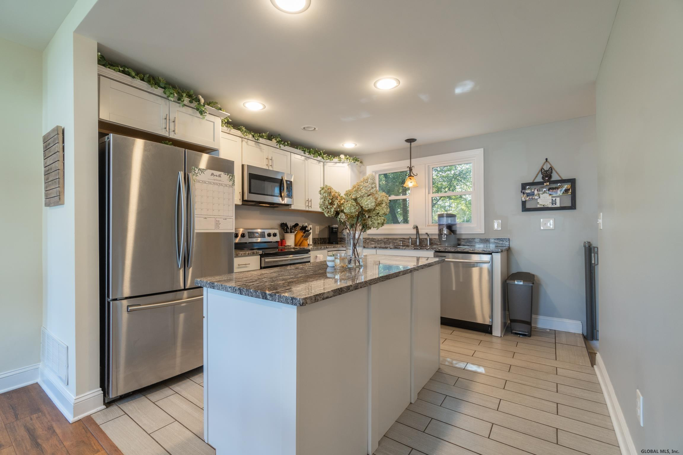38 Lisha Kill Road Colonie, NY 12205 - Photo 13 of 44 Photo 13