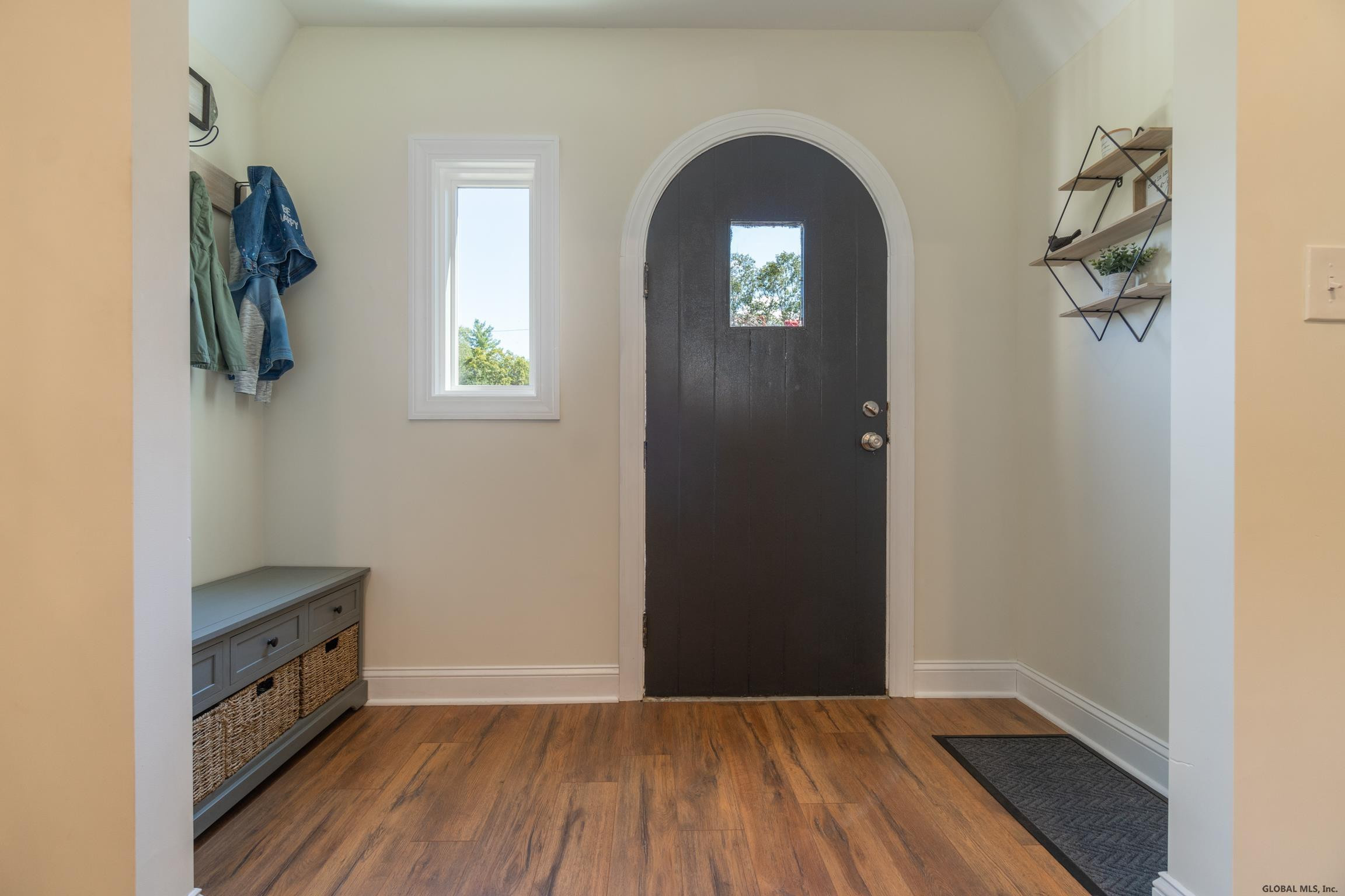 38 Lisha Kill Road Colonie, NY 12205 - Photo 6 of 44 Photo 6