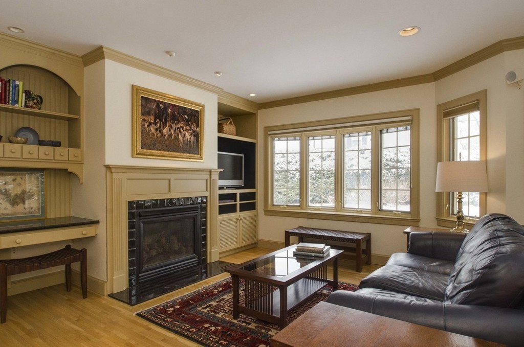 182 Farmington Road Longmeadow, MA 01106 - Photo 11 of 30 Gallery Image 11