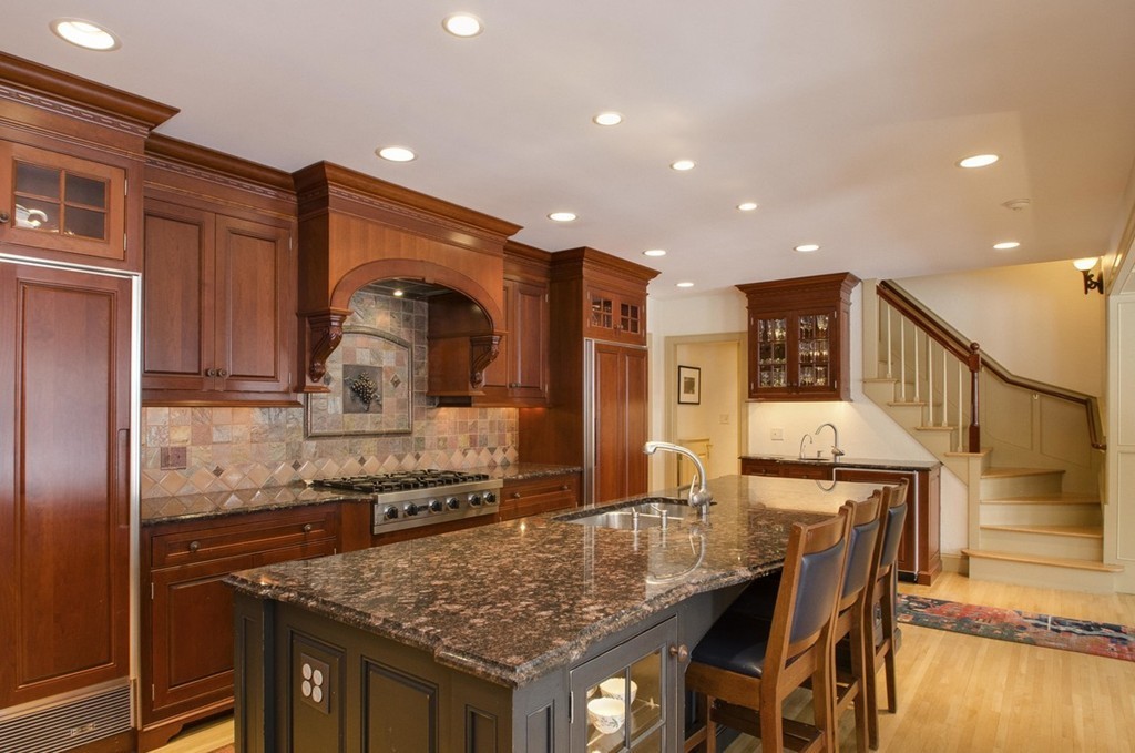 182 Farmington Road Longmeadow, MA 01106 - Photo 15 of 30 Gallery Image 15