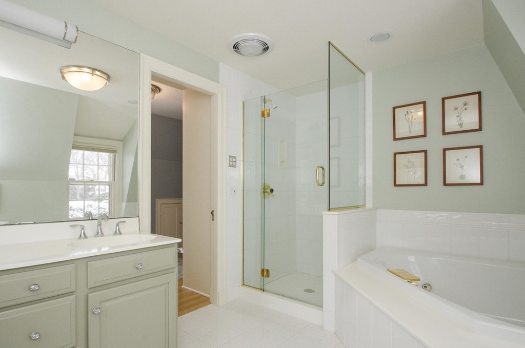 182 Farmington Road Longmeadow, MA 01106 - Photo 23 of 30 Gallery Image 23