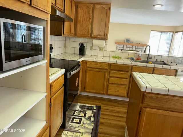 $2,975 | 1809 Lakeland Hills Drive, Reno, NV 89523