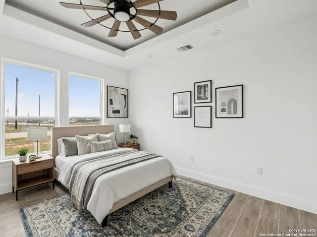 $650,000 | 187 Hidden Ranch Court, Floresville, TX 78114