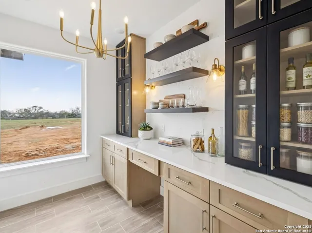 $650,000 | 187 Hidden Ranch Court, Floresville, TX 78114