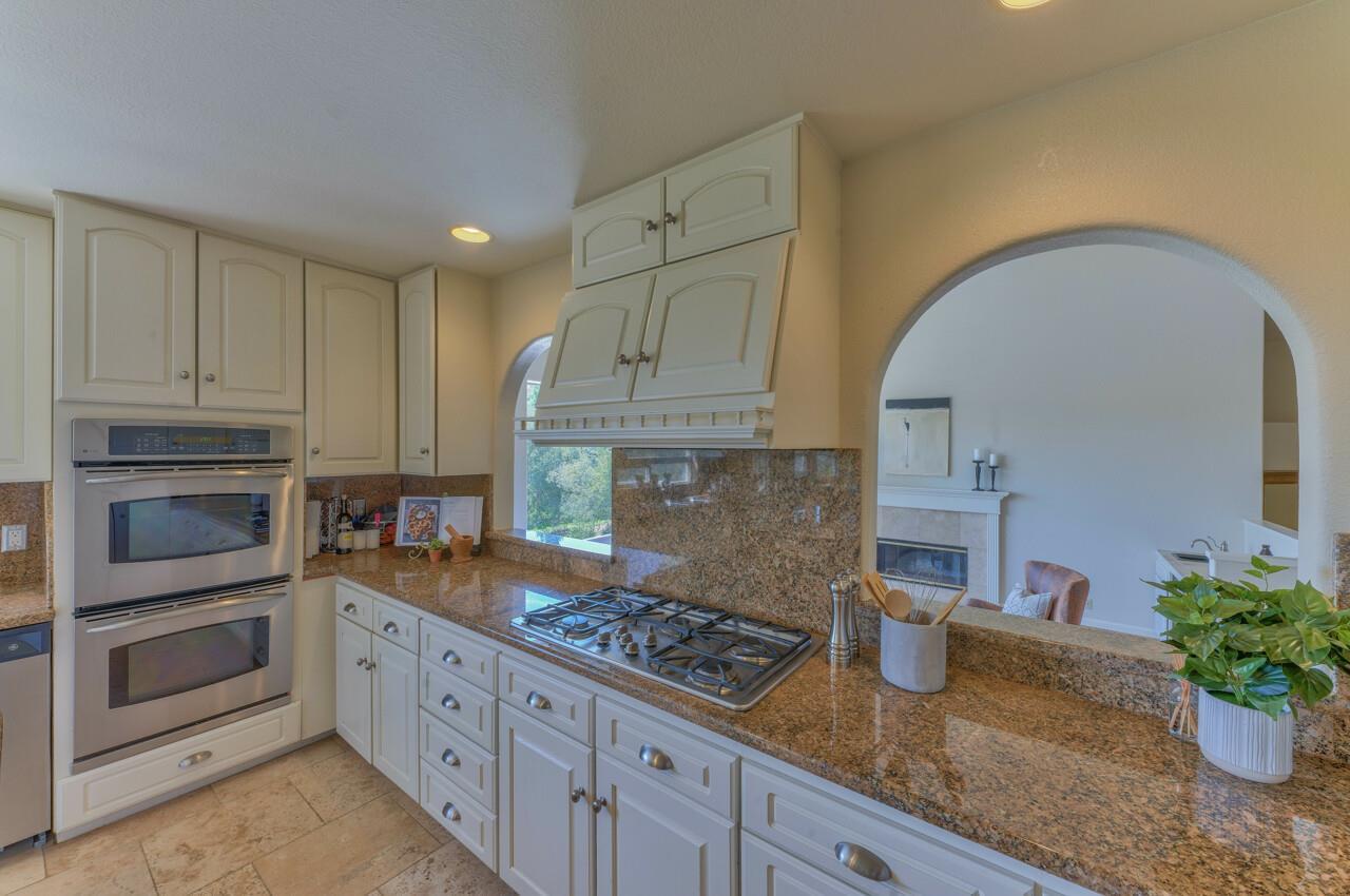 18447 Meadow Ridge Road Salinas, CA 93907 - Photo 20 of 55 Gallery Image 20