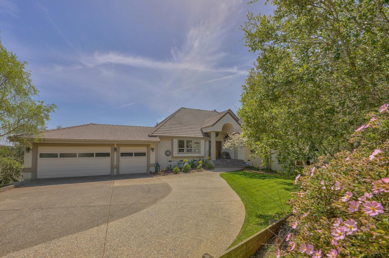 18447 Meadow Ridge Road Salinas, CA 93907 - Photo 2 of 55 Gallery Image 2