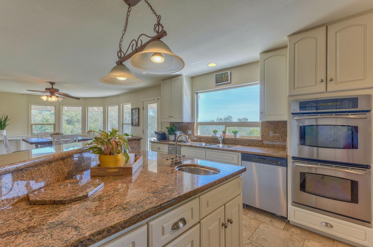 18447 Meadow Ridge Road Salinas, CA 93907 - Photo 21 of 55 Gallery Image 21