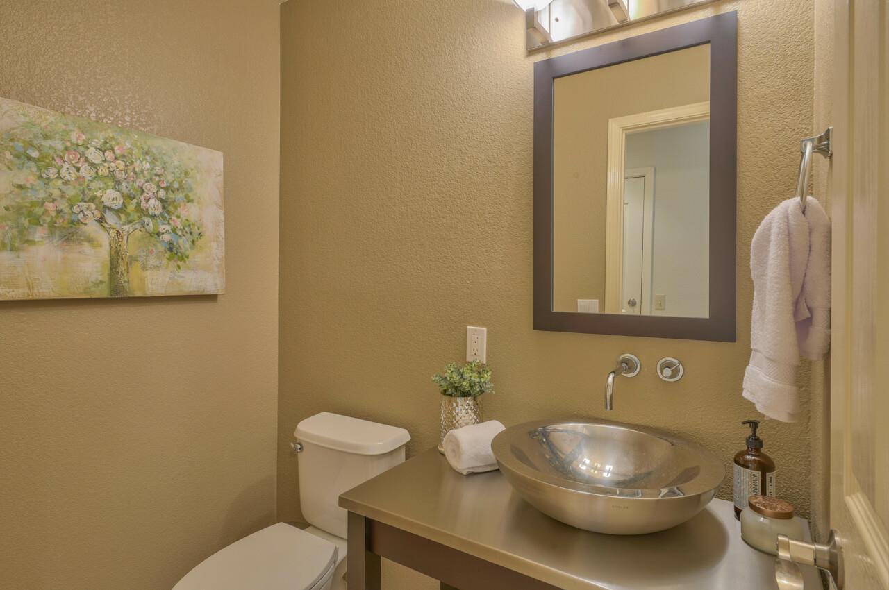 18447 Meadow Ridge Road Salinas, CA 93907 - Photo 27 of 55 Gallery Image 27