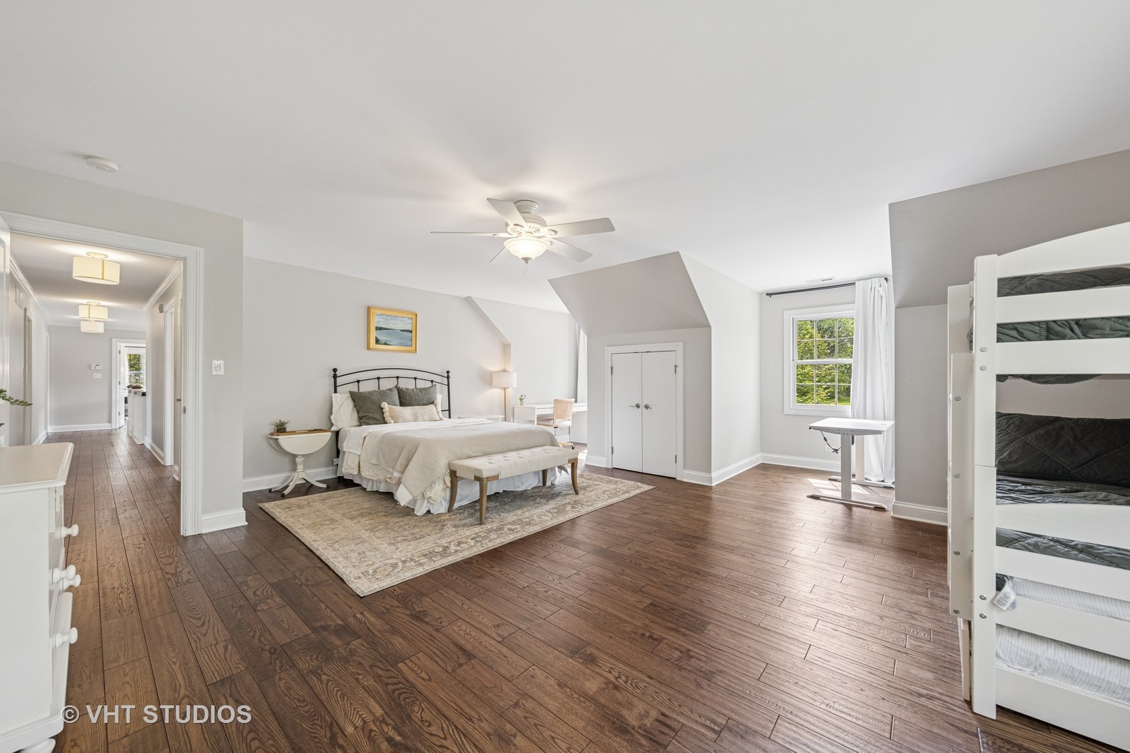 8250 Steepleside Drive Burr Ridge, IL 60527 - Photo 20 of 35 Gallery Image 20