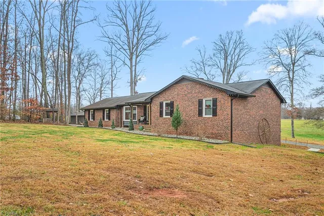 $535,000 | 2567 Jones Drive, Mebane, NC 27302