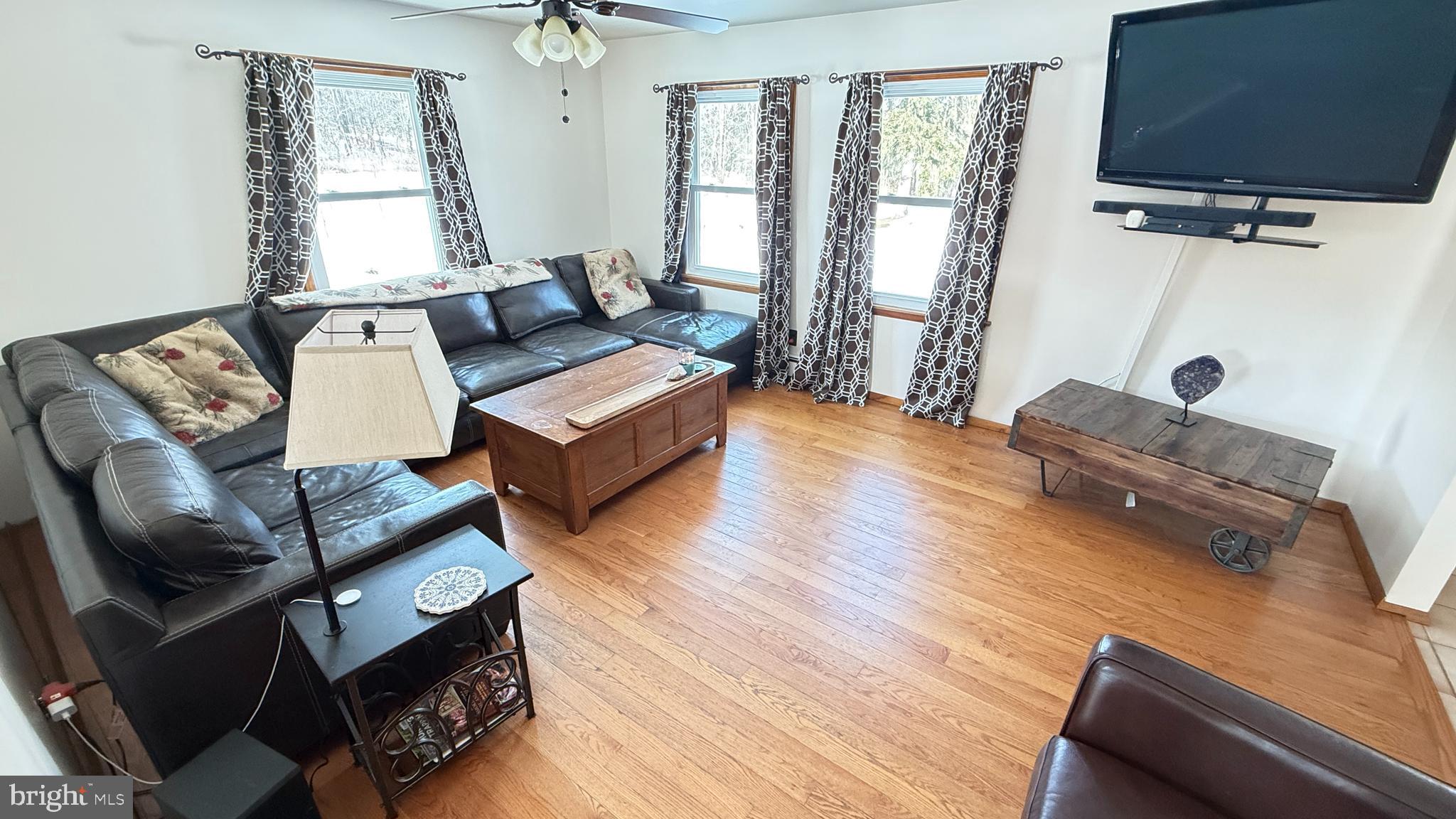 48 T-539 Waymart, PA 18472 - Photo 7 of 71