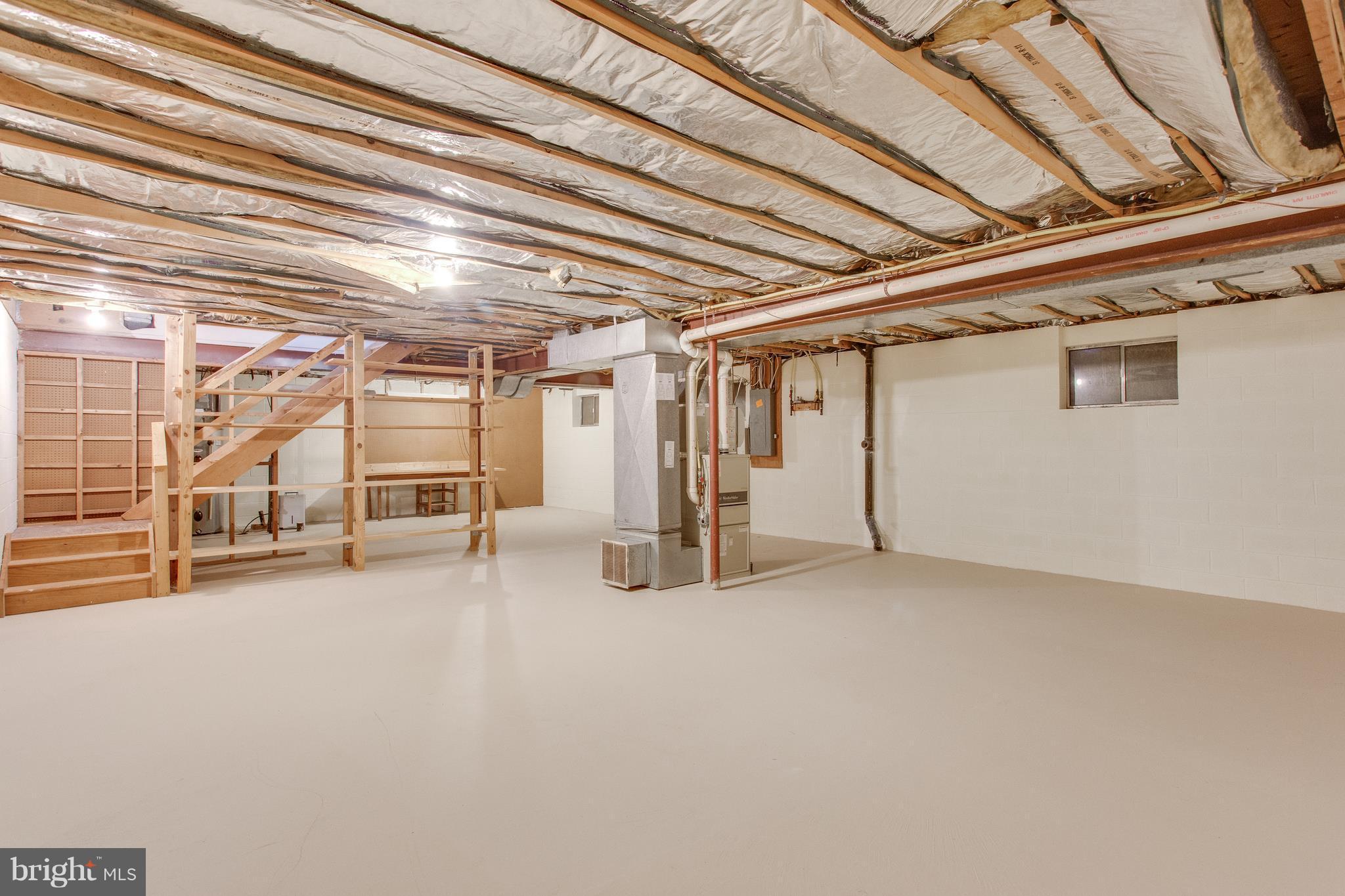 9860 Natick Road Burke, VA 22015 - Photo 23 of 30 Storage?~ Finish when you are ready?