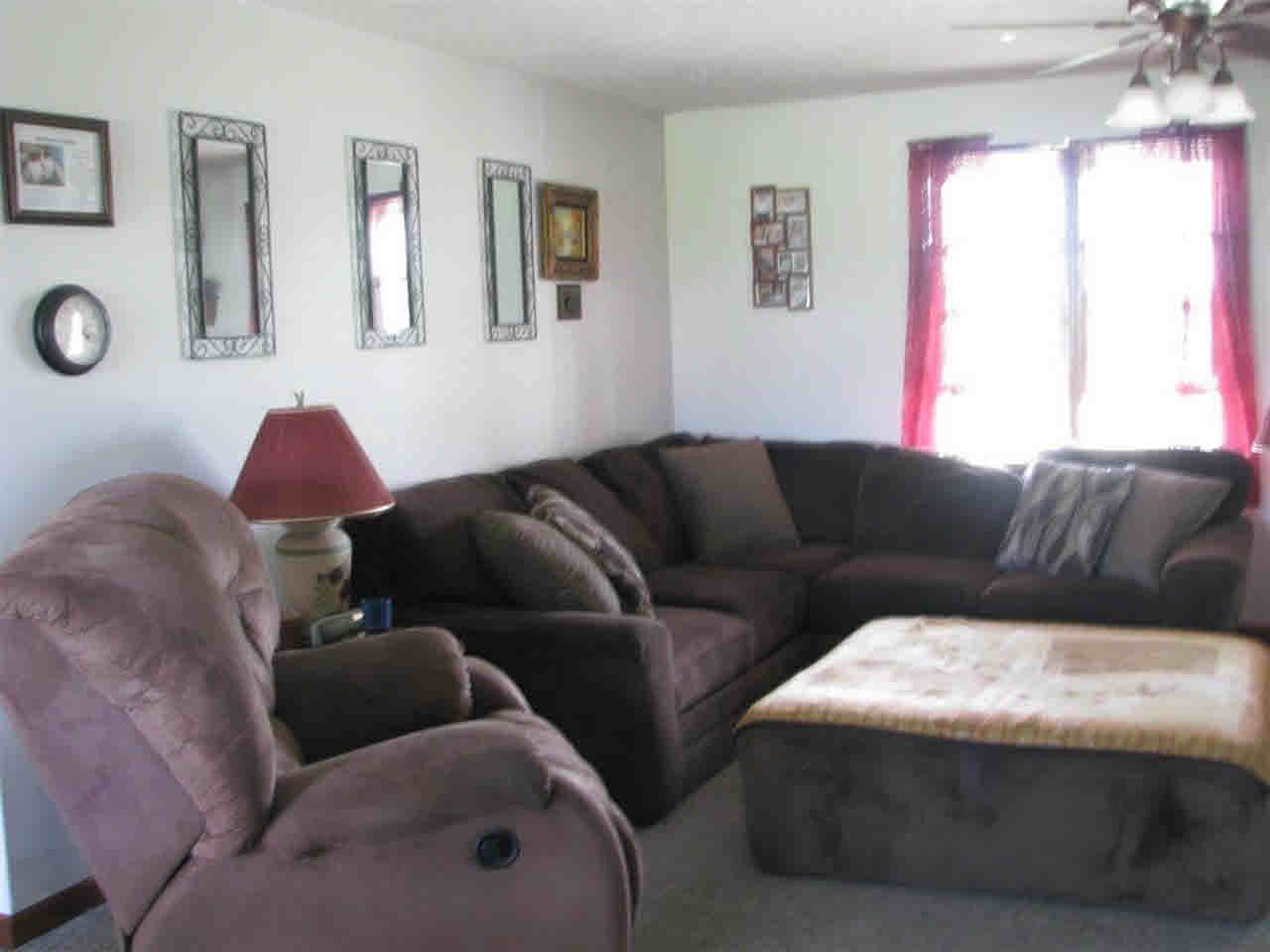 2236 South Henderson Road Vincennes, IN 47591 - Photo 2 of 9 Gallery Image 2