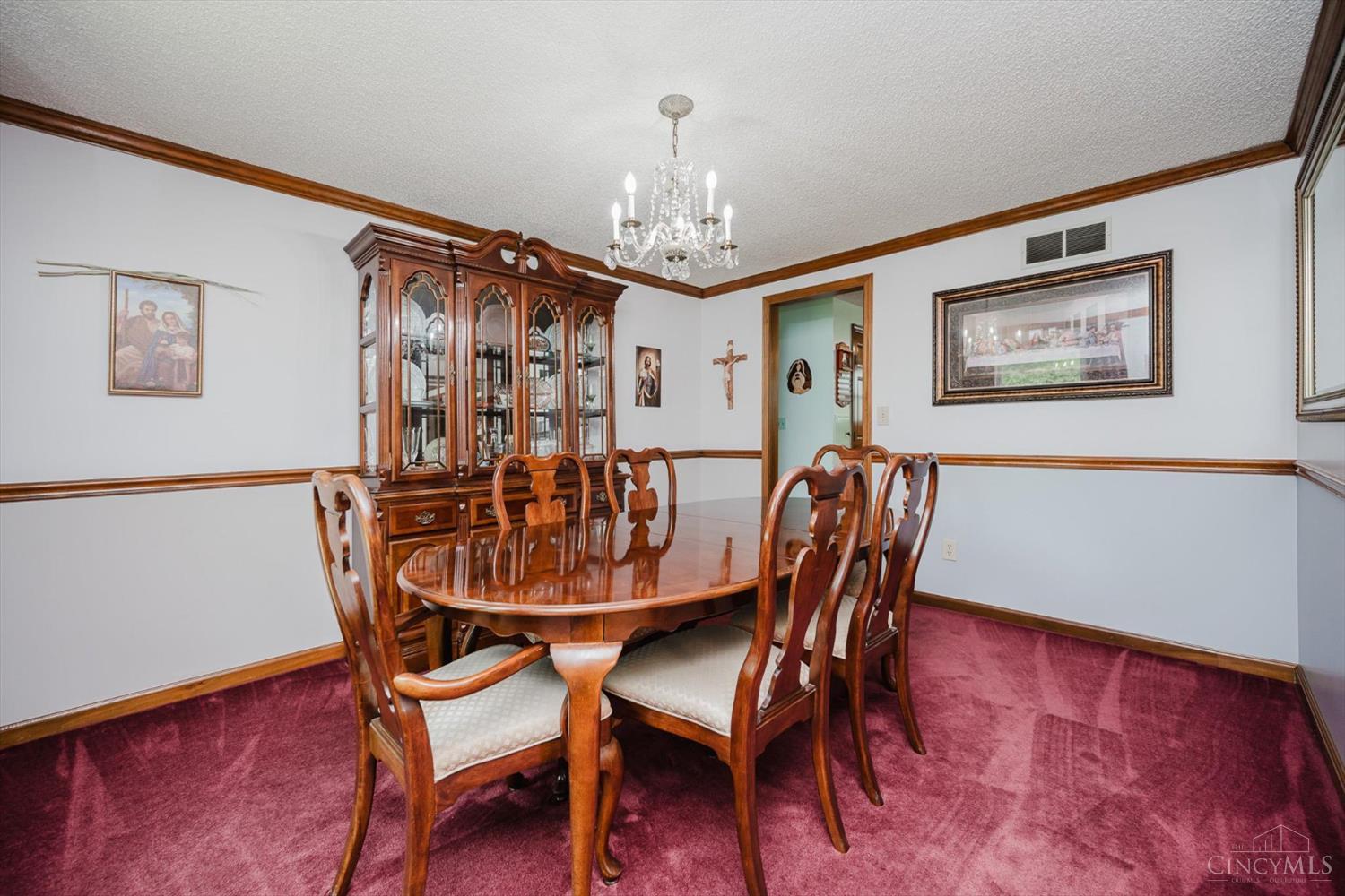 1184 Locust Corner Road Cincinnati, OH 45245 - Photo 7 of 70 Gallery Image 7
