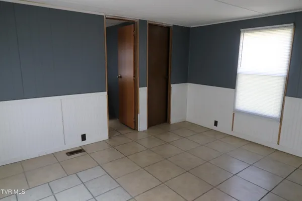 $975 | 2009 Greenway Street, Unit LOT 5, Kingsport, TN 37660