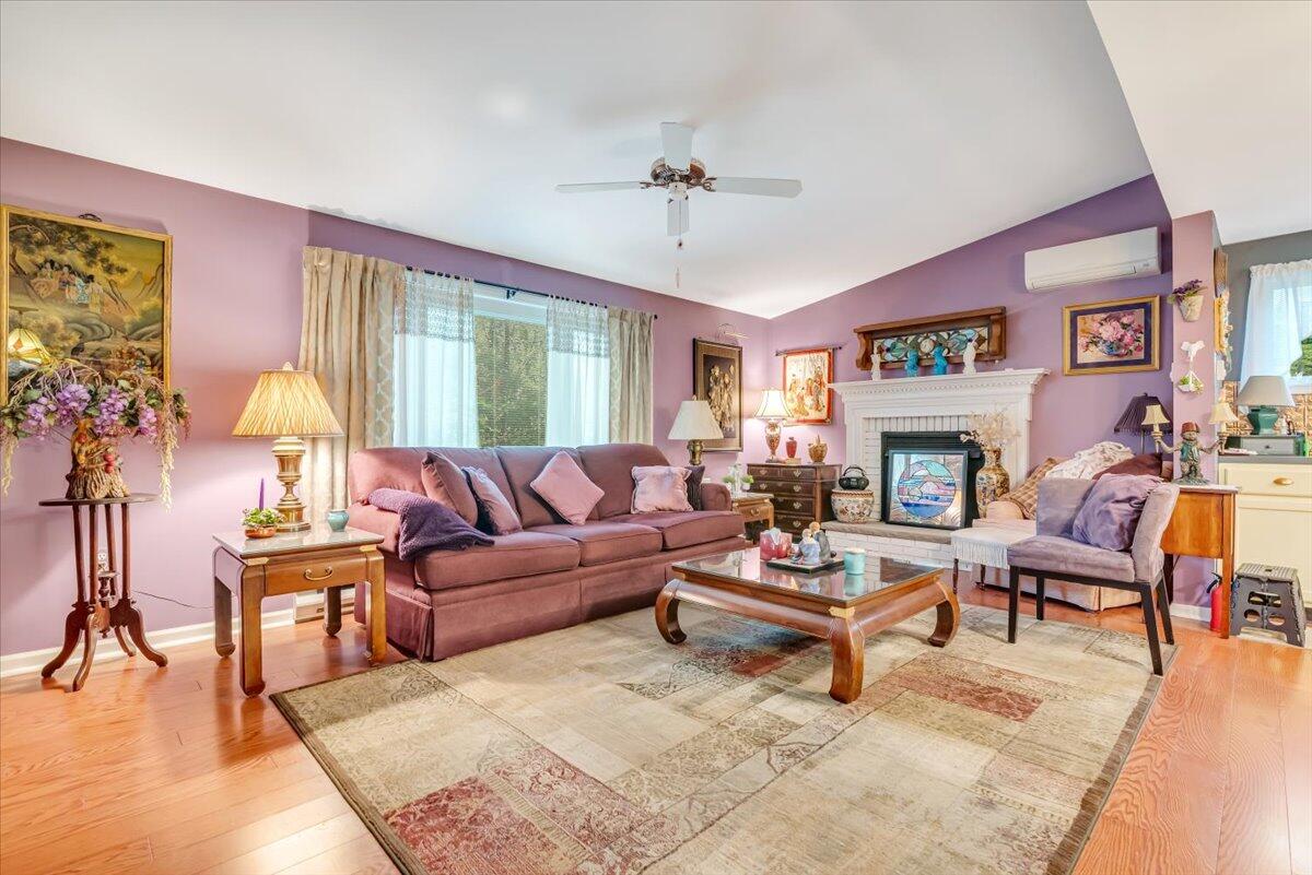 115 Buckhill Road Albrightsville, PA 18210 - Photo 20 of 65 Livingroom