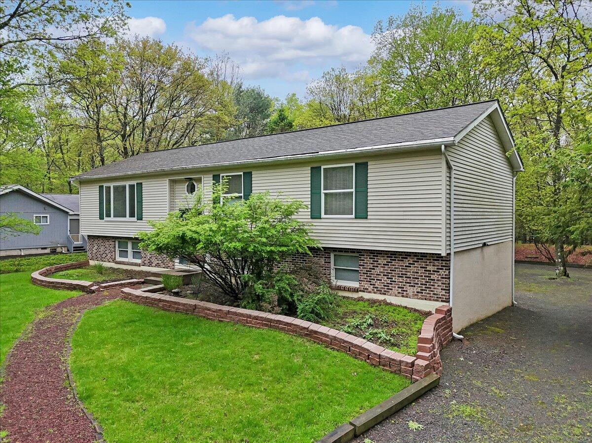 115 Buckhill Road Albrightsville, PA 18210 - Photo 3 of 65 03-Photo May 14 2025, 12 37 30 PM