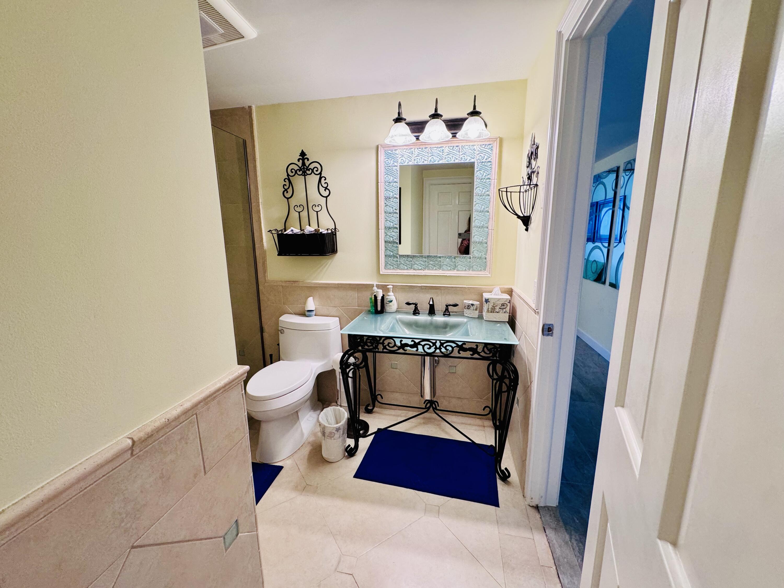 200 South Beach Road, Unit 403 Tequesta, FL 33469 - Photo 15 of 46 IMG_1484
