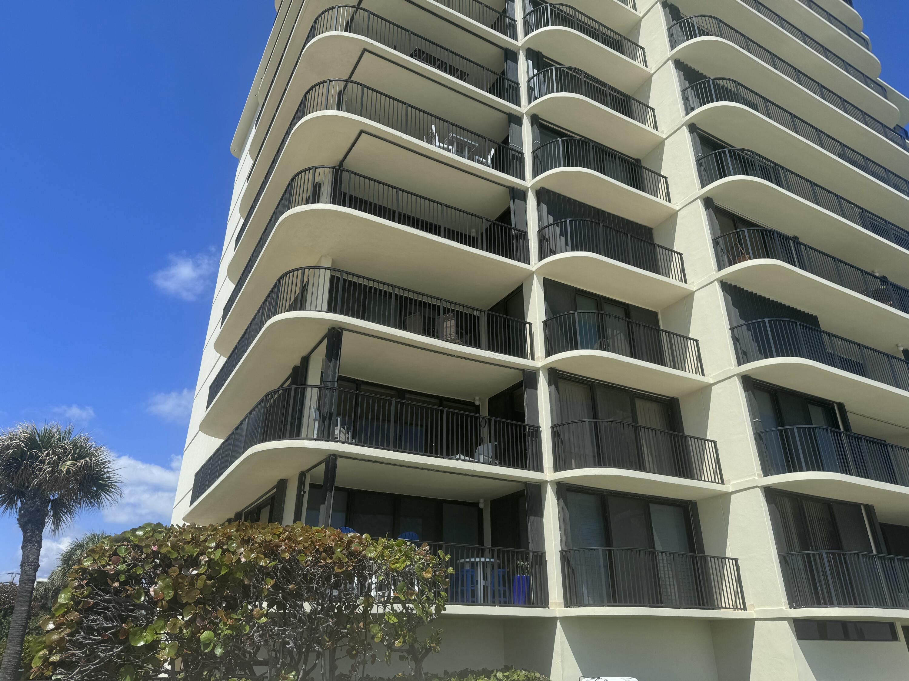 200 South Beach Road, Unit 403 Tequesta, FL 33469 - Photo 45 of 46 Corner Unit