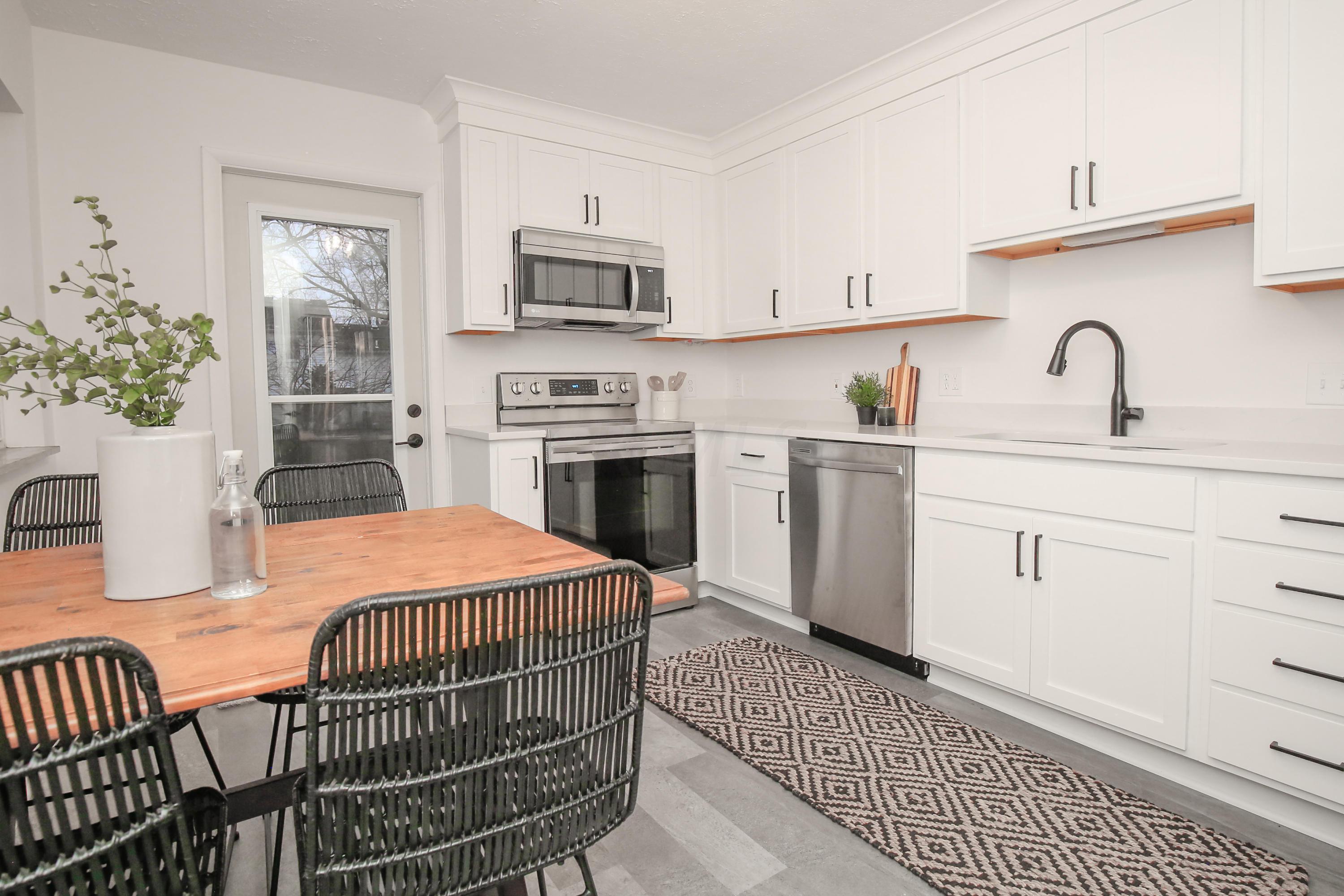 2237 Nottingham Road Columbus, OH 43221 - Photo 5 of 27 Gallery Image 5