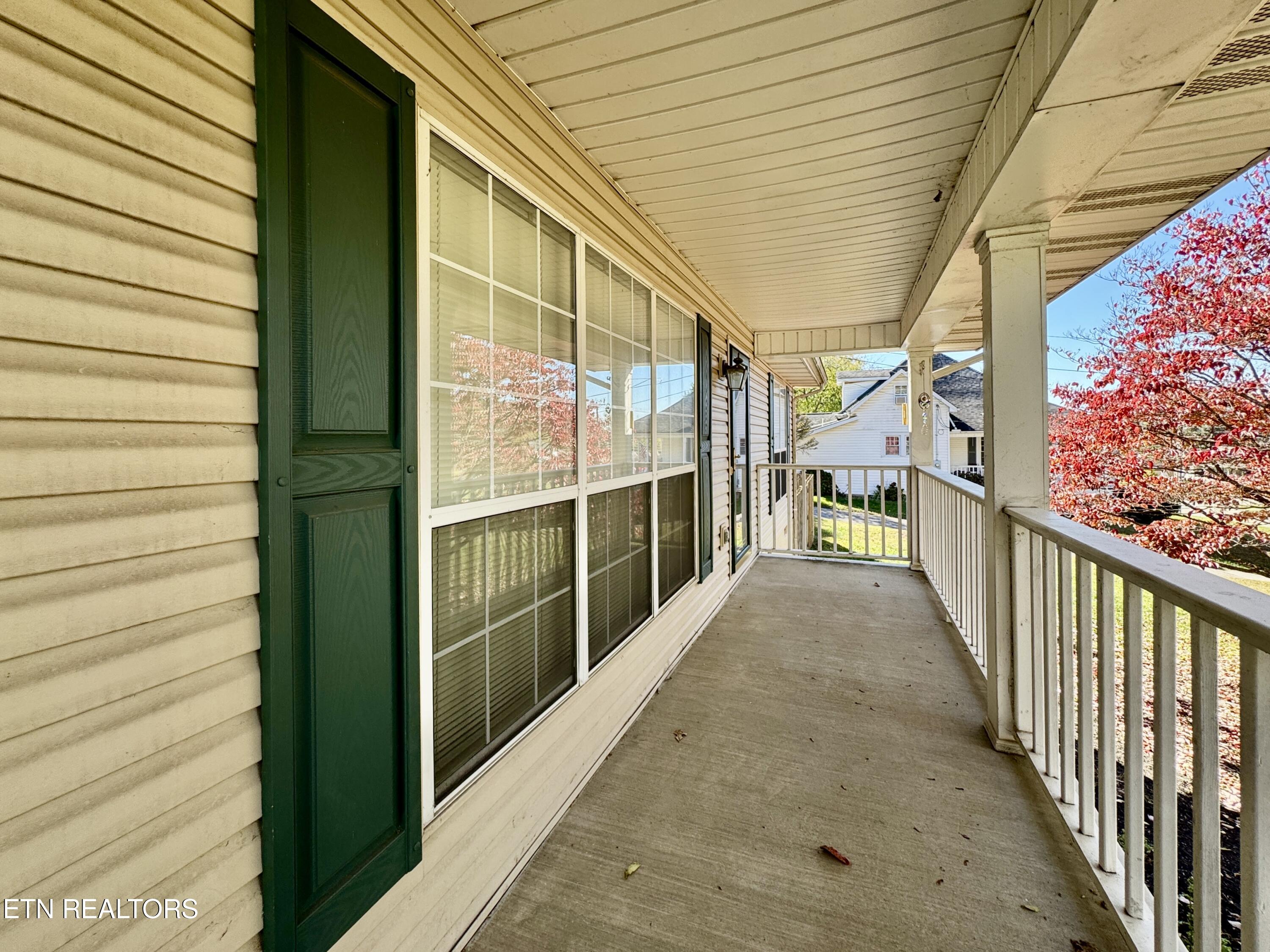 1710 Sevierville Road Maryville, TN 37804 - Photo 18 of 38 18