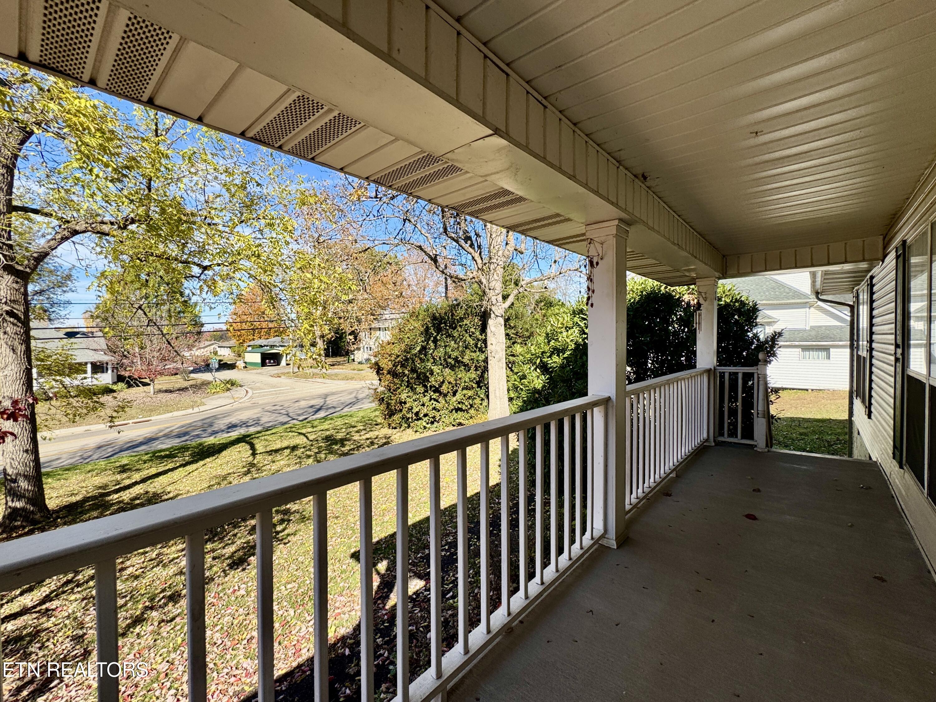 1710 Sevierville Road Maryville, TN 37804 - Photo 19 of 38 19