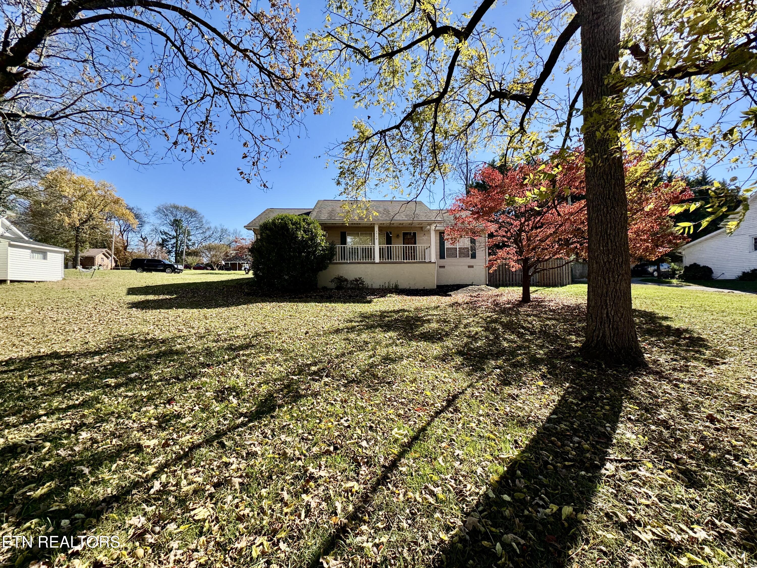 1710 Sevierville Road Maryville, TN 37804 - Photo 2 of 38 2
