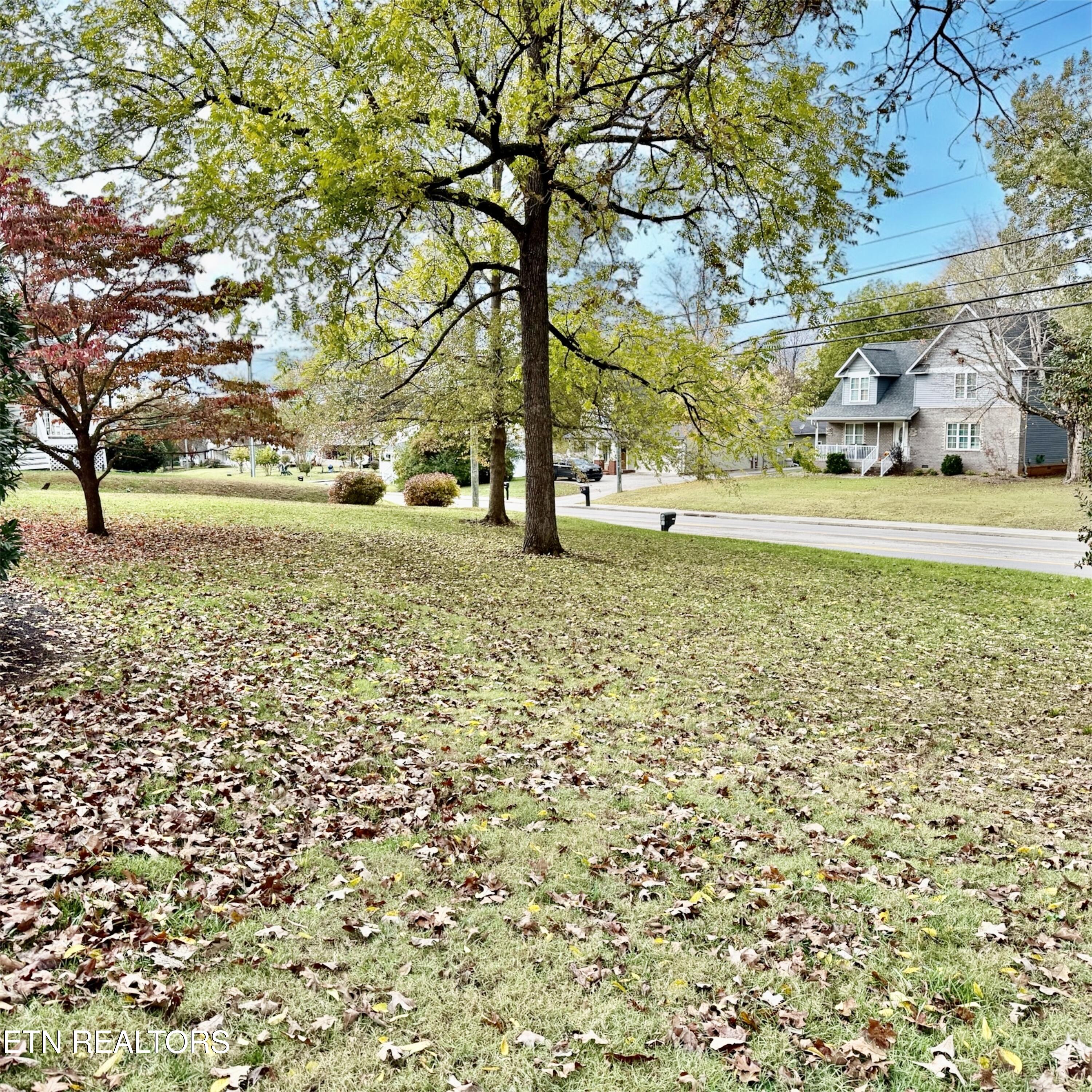 1710 Sevierville Road Maryville, TN 37804 - Photo 7 of 38 7