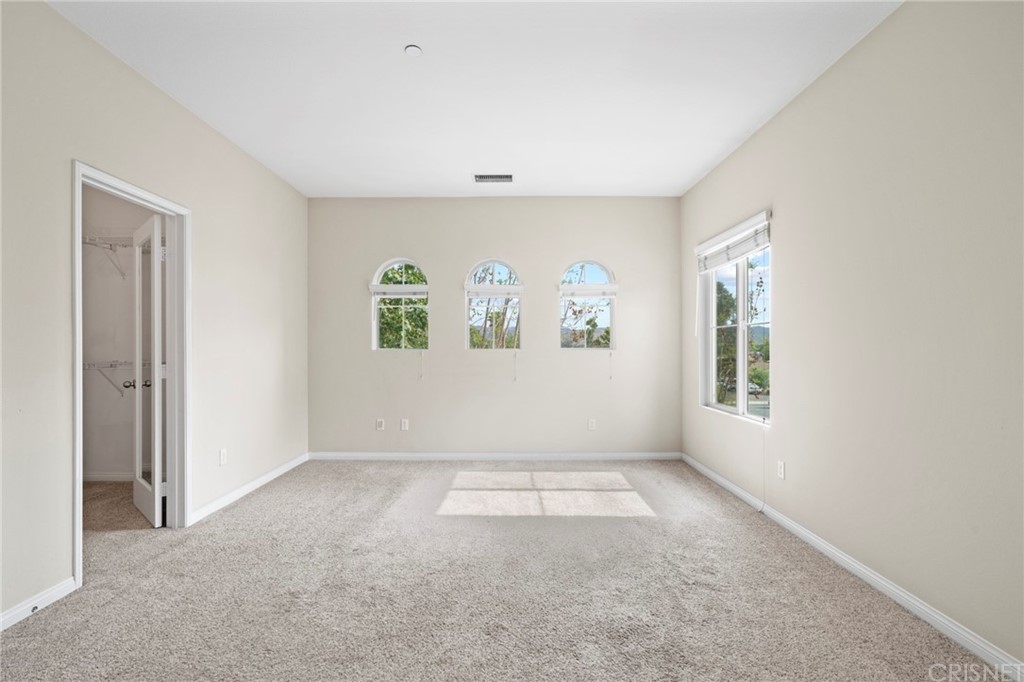 2903 Esperanza Way, Unit B Simi Valley, CA 93063 - Photo 17 of 25