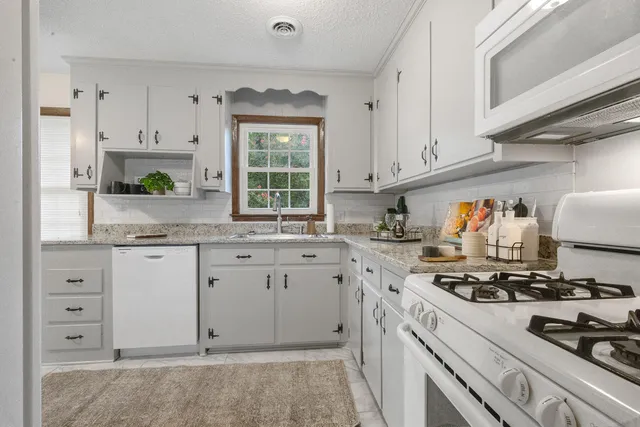 $312,500 | 1918 Aichele Drive, North Charleston, SC 29406