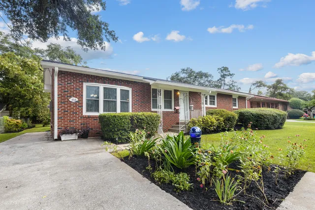 $312,500 | 1918 Aichele Drive, North Charleston, SC 29406